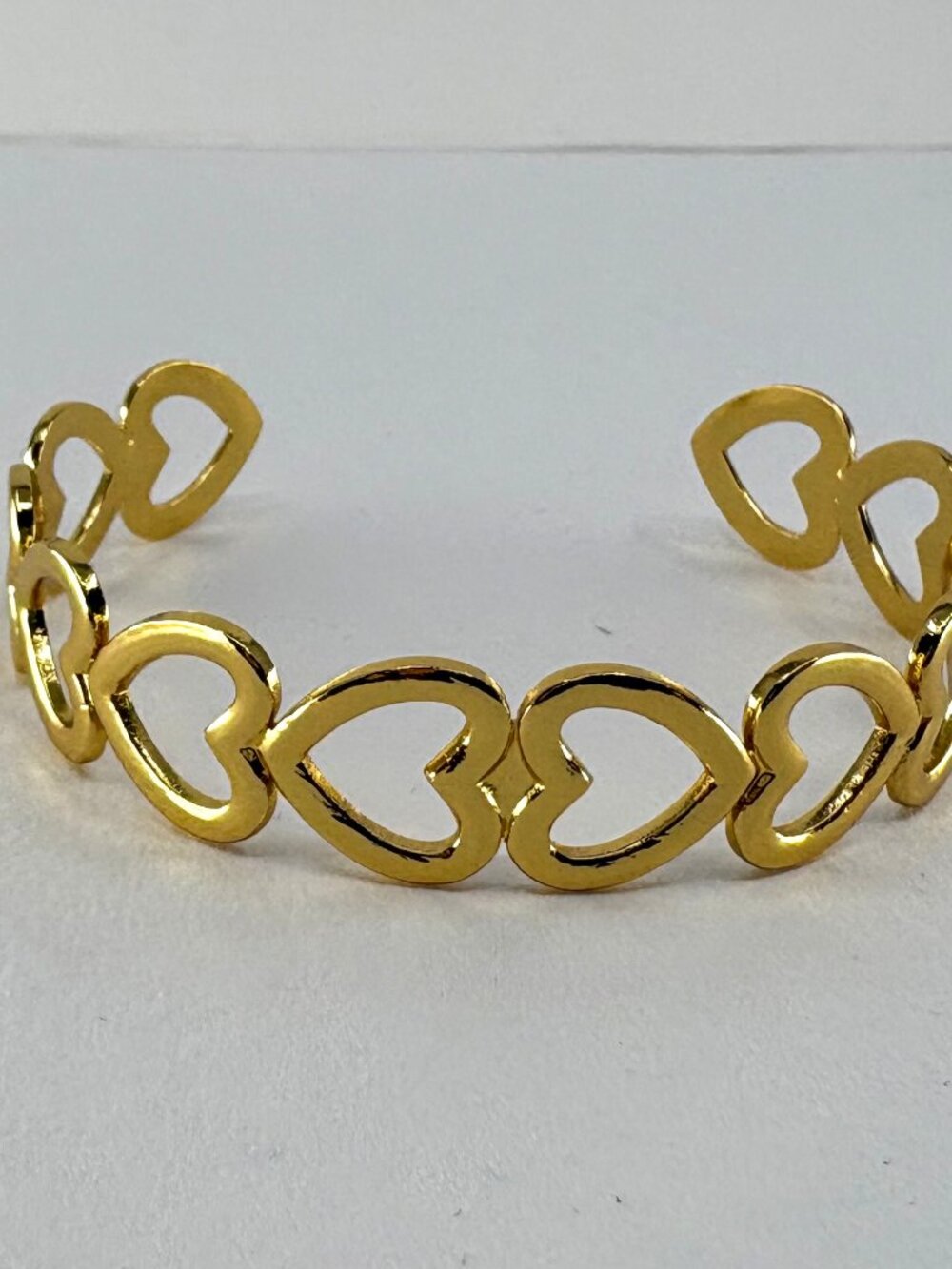 18K Gold Plated Stainless Steel Open Heart Cuff Bangle Bracelet Link 10.53g